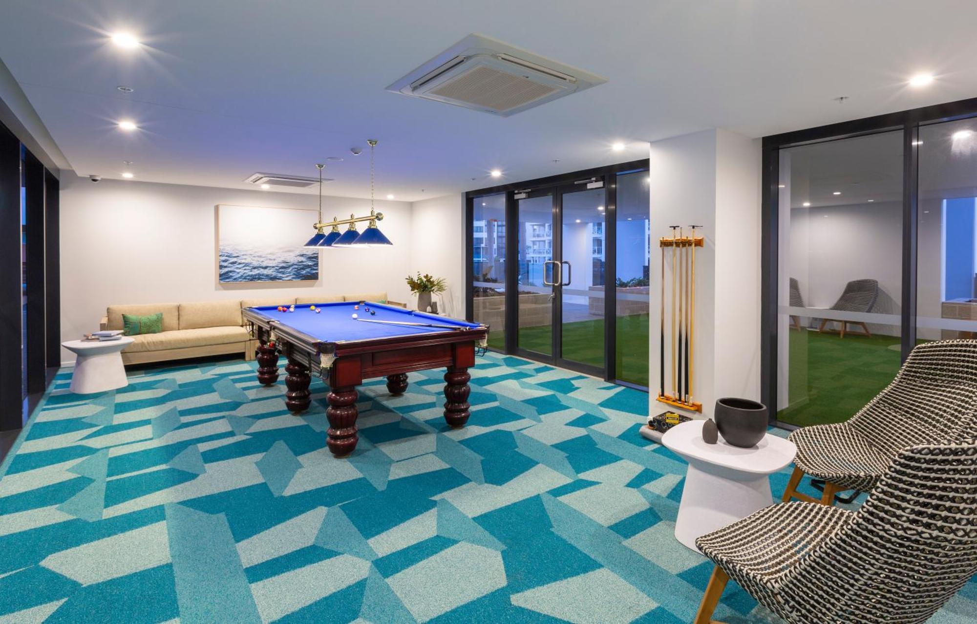 Qube Broadbeach Голд-Кост Экстерьер фото